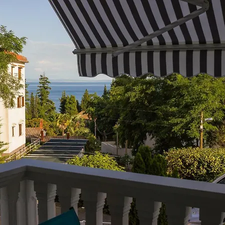 Apartament Apartman Maestral *